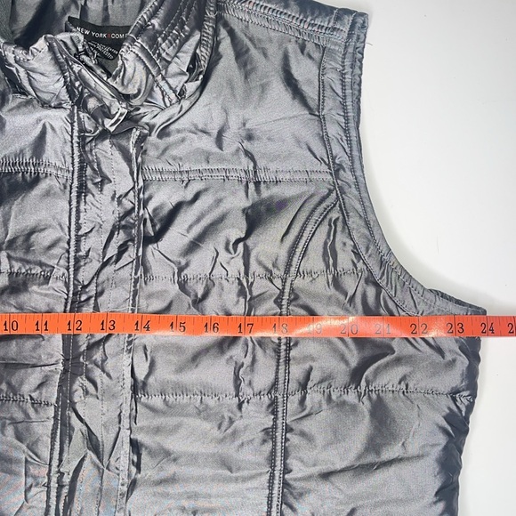 NY&Co. Metallic Grey Puffer Zip-Up Buttoned Sleeveless Turtleneck Vest Jacket XL - Picture 9 of 10